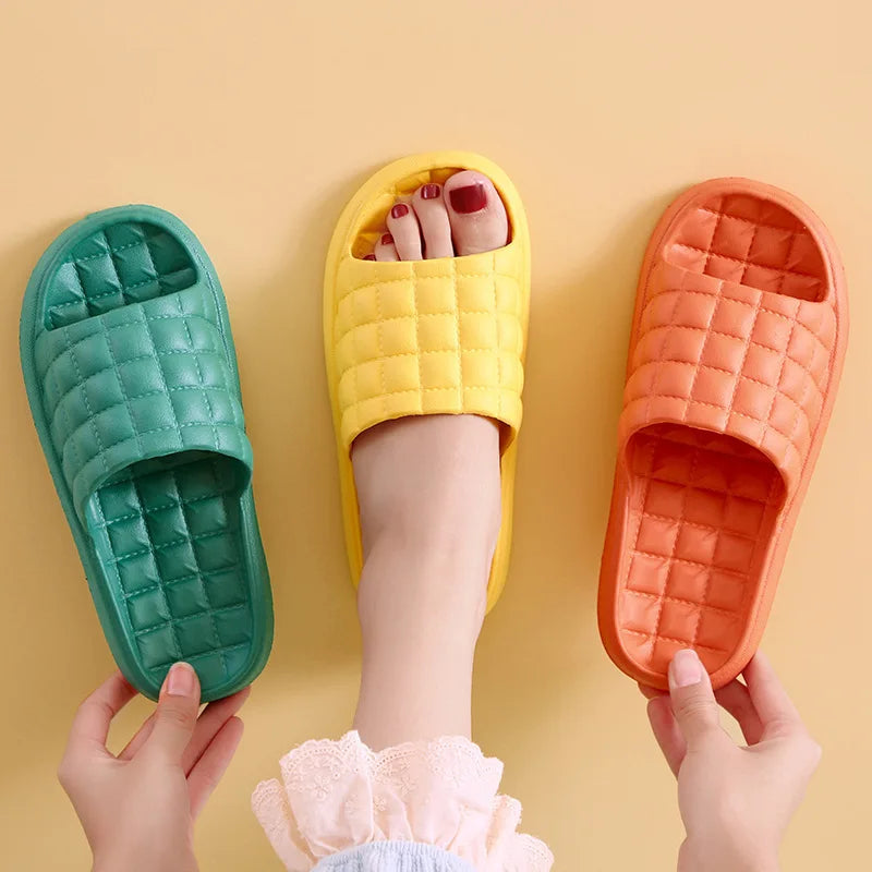 Women Indoor Slippers Floor Flat Shoes Summer Non-Slip Flip Flops Bath Home Slippers Female Comfortable Zapatillas De Hombre